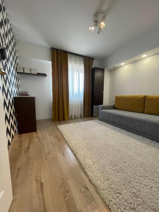 Happy Time 1 Apartment Petrosani Exterior photo